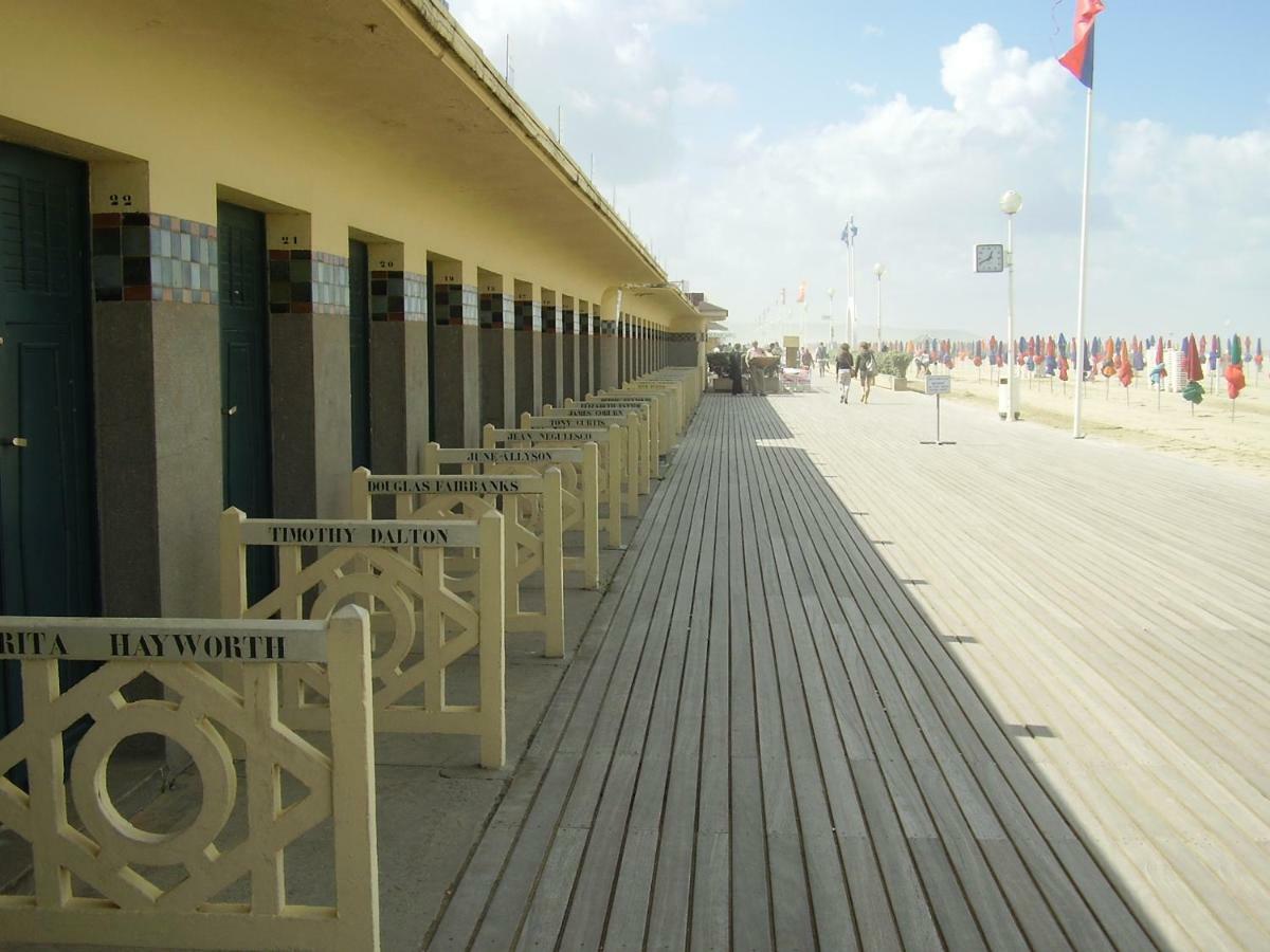 Les Quais De Trouville Exterior photo