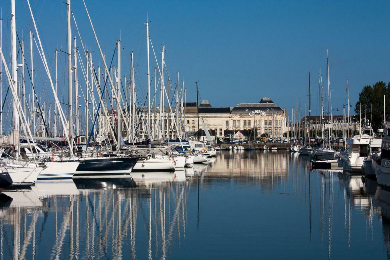 Les Quais De Trouville Exterior photo